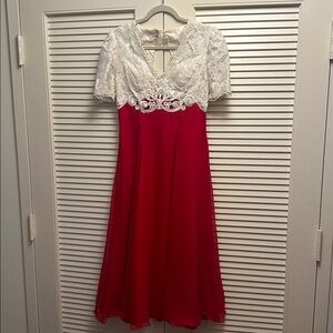 Elegant Red and White Lace Dress